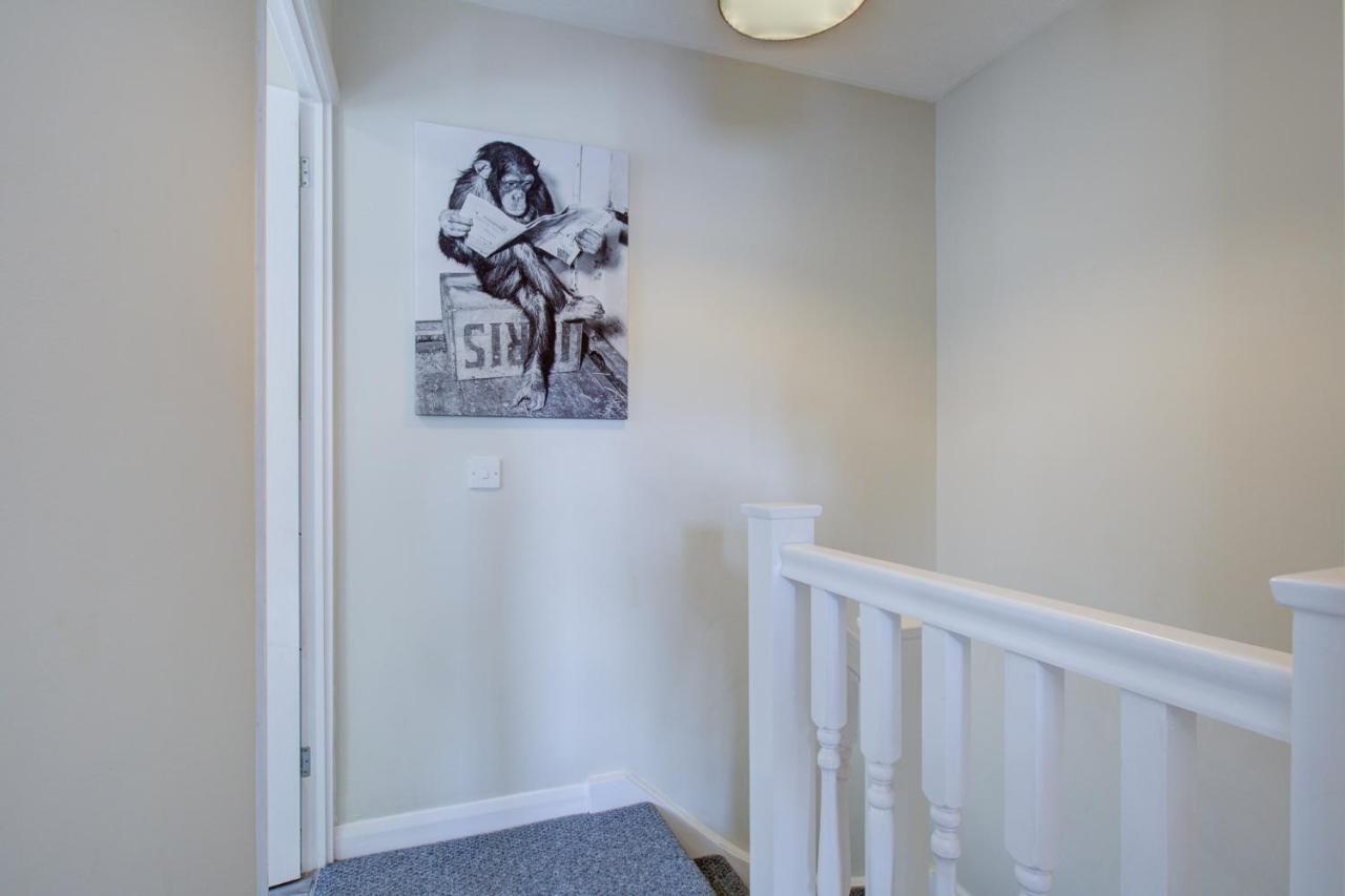 Windsor Burnham Ascot Haven Sleeps 4 Villa Slough Exterior foto